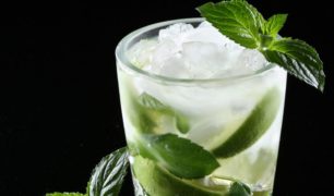 CAIPIROSKA Cocktail