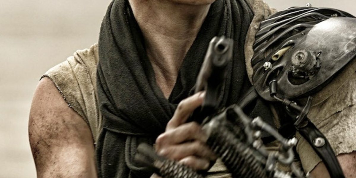 Charlize-Theron-Mad-Max-robot-arm