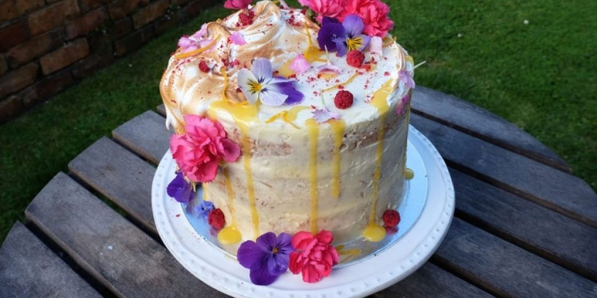 M2woman - Lemon and Coconut Layer Cake Recipe