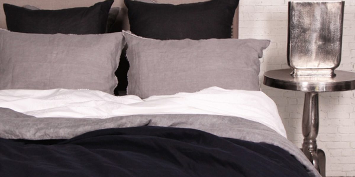 FRENCH-COUNTRY-black-bedding-m2woman