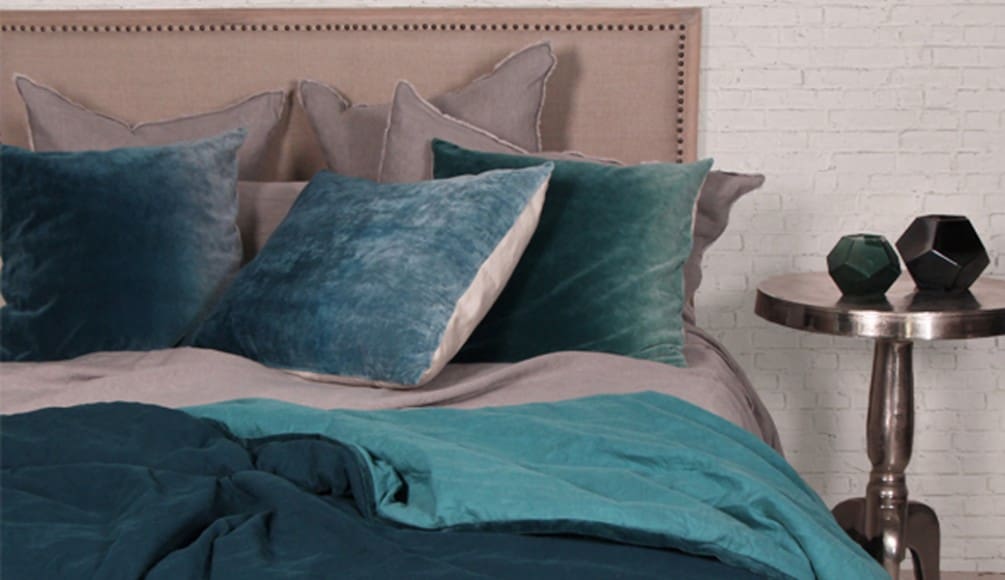 frenchcountrybluebedding2woman M2woman