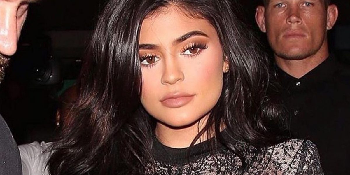 kylie-jenner-naked-m2woman