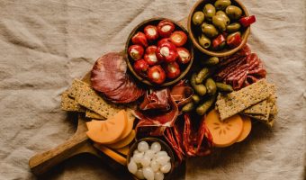 M2woman - This Is How To Create The Perfect Platter For Your Next Party M2woman - This Is How To Create The Perfect Platter For Your Next Party
