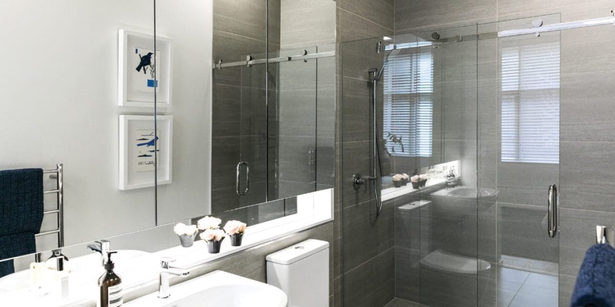 Love-and-co-bathroom