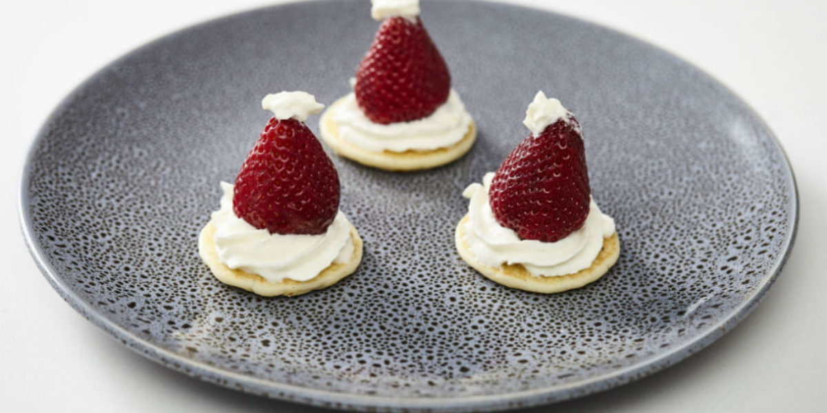 Santa Hat Blinis M2Woman