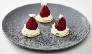 Santa Hat Blinis M2Woman