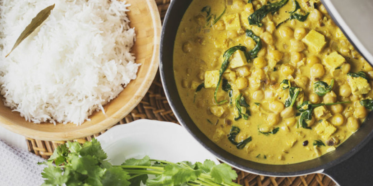 M2woman - How To Make A Quick And Easy Chickpea, Tofu And Spinach Curry