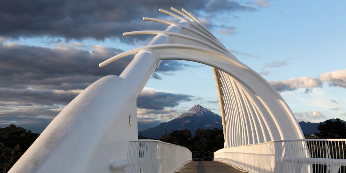 Te Rewa Rewa Bridge and Mount Taranaki - Credit Rob Tucker