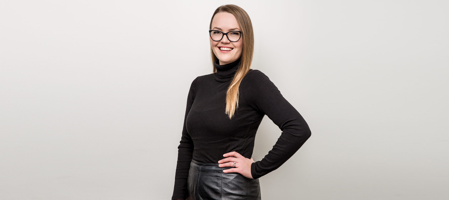Natasha-MacKenzie Natasha-MacKenzie