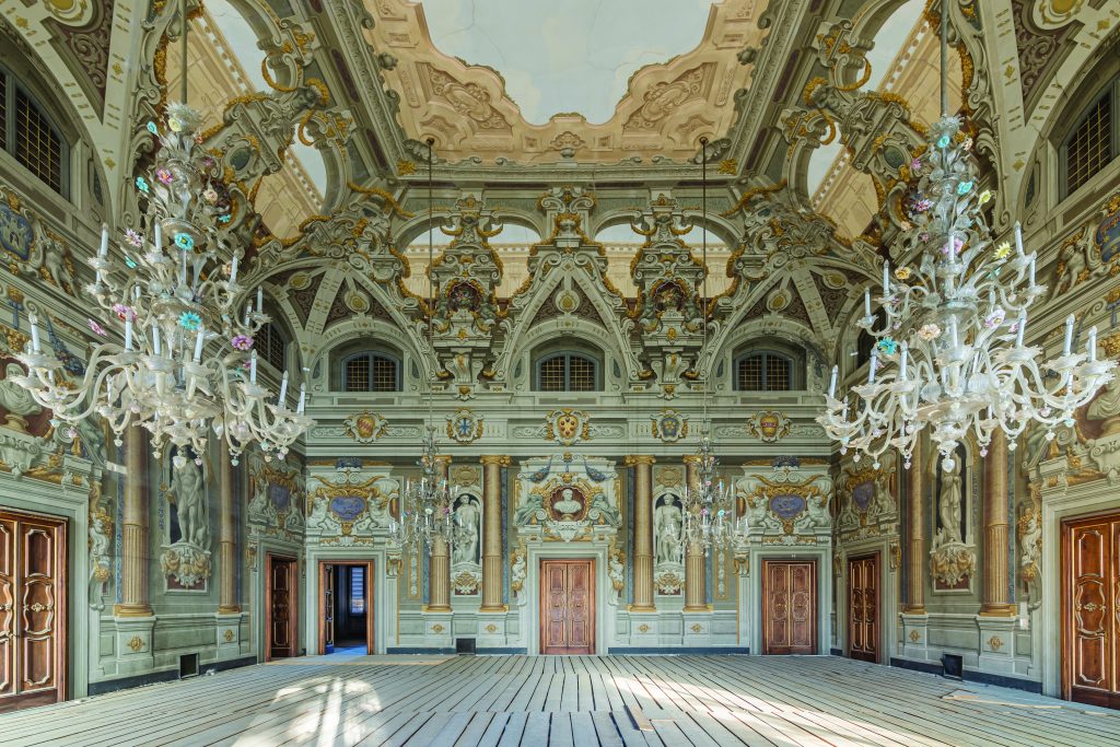 Italian noble, luxurious palace