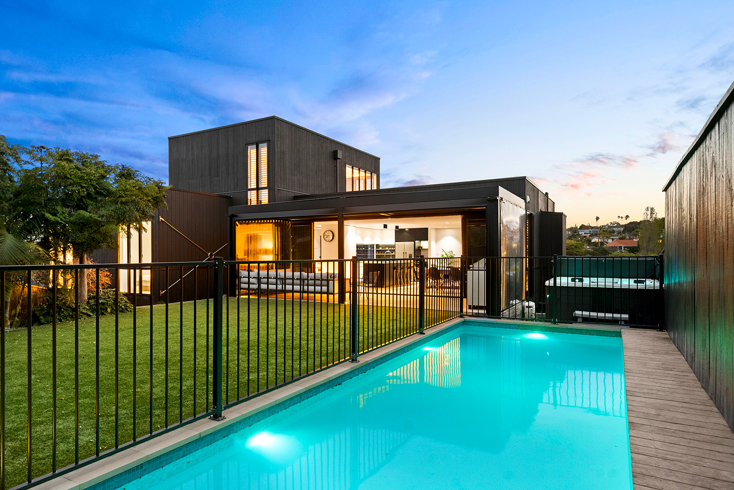 M2woman.com - Six Tricks with Lighting Six Tricks With Lighting - Home Design - M2woman