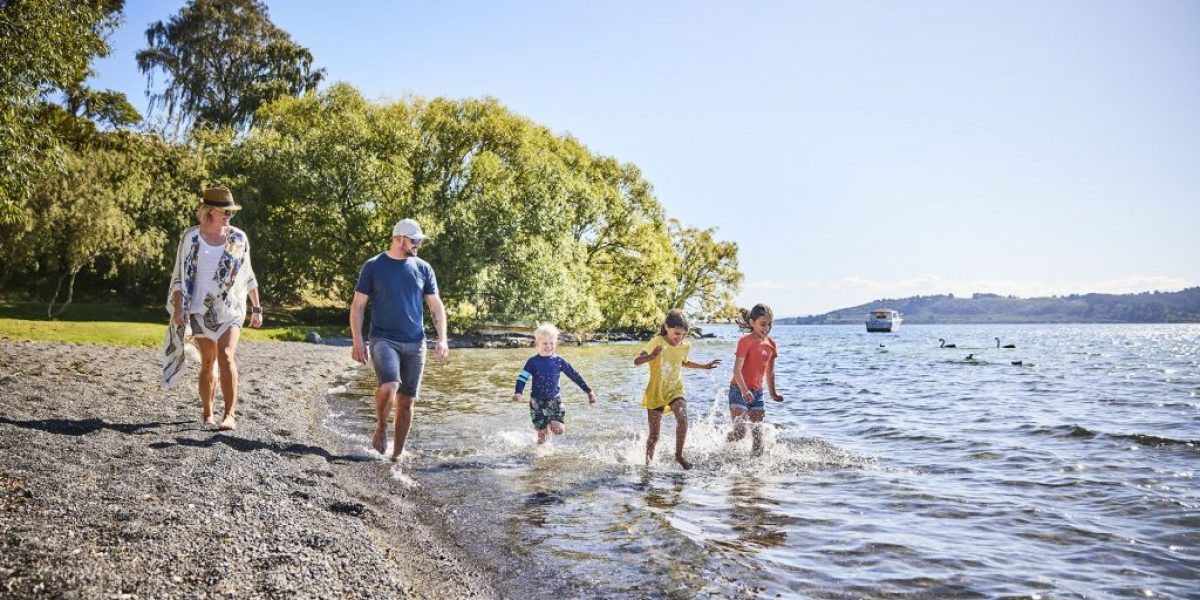 m2-taupo-family-holiday