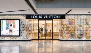 Louis Vuitton: Luxury Closer to Home-M2woman.com