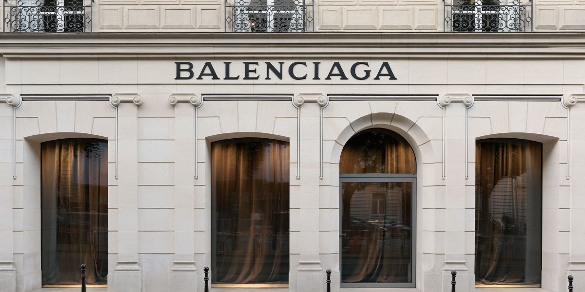 M2woman.com - Balenciaga For All