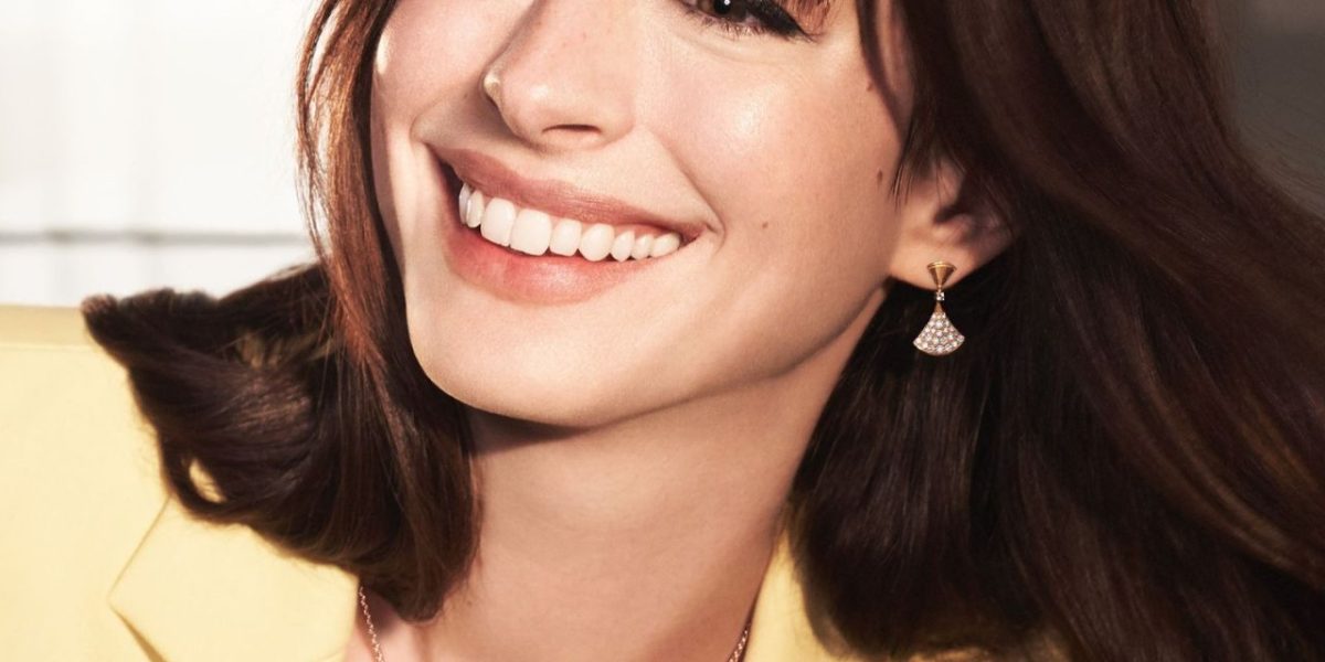 zendaya-and-anne-hathaway-bulgari-2023-more-photos-2