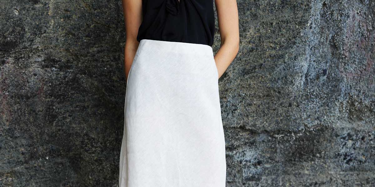 i_Canga-Skirt-Top-Black-315-dollars-Gala-Linen-350-dollars