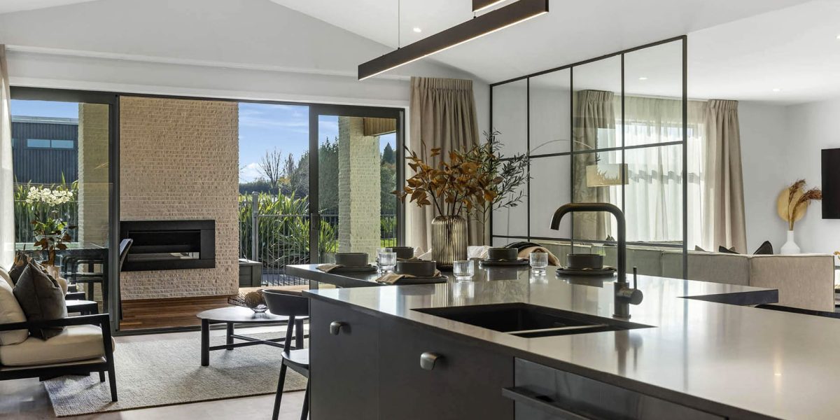 Inviting-the-outdoors-in-GJ-Gardener