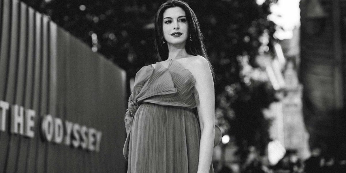 Anne-Hathaway